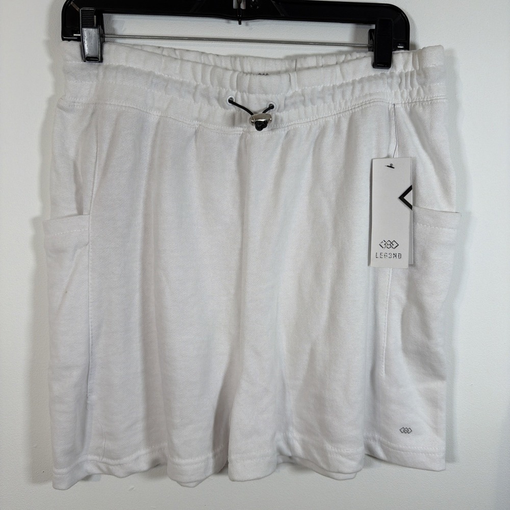 Legend Shorts White Pockets Drawstring‎ Women Medium Pull On Casual Summer  NWT